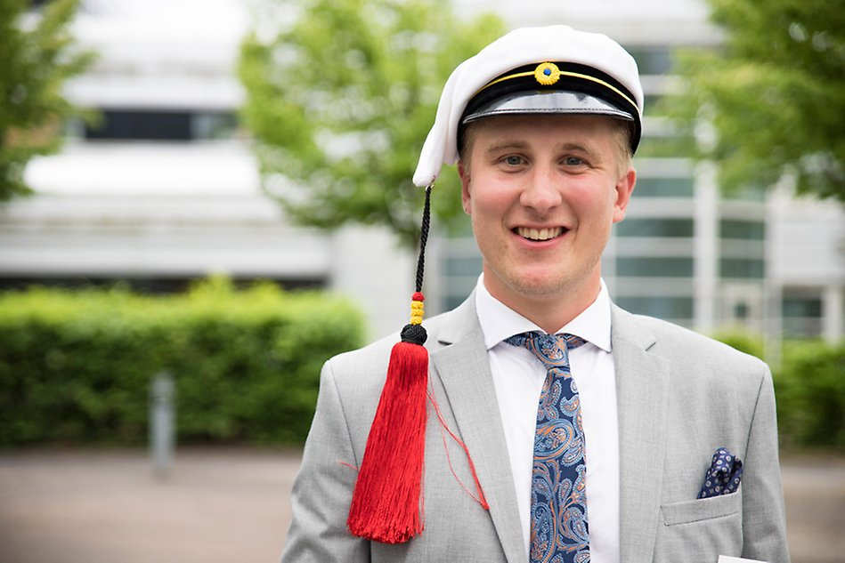 Porträttbild på vinnaren av bästa examensarbete.