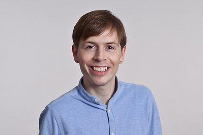 Porträttbild på kvinna. Foto.